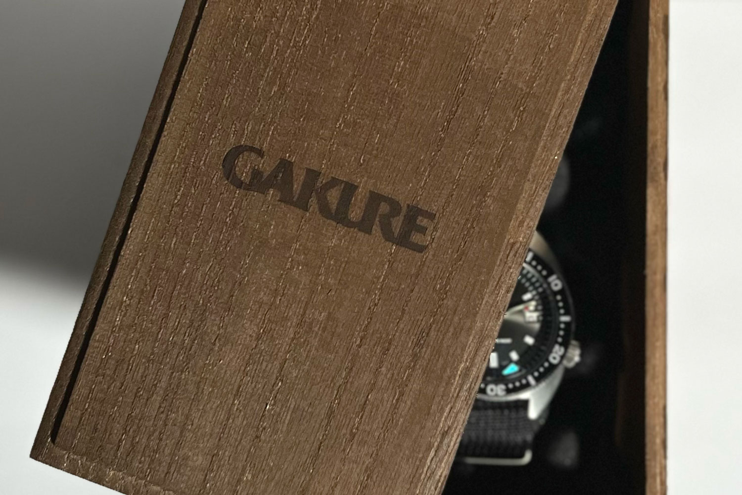 GAKURE ガクレ カスタムダイバーズウォッチ custom divers watch
